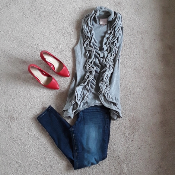 🍒Interesting grey sweater vest size m - Picture 2 of 4